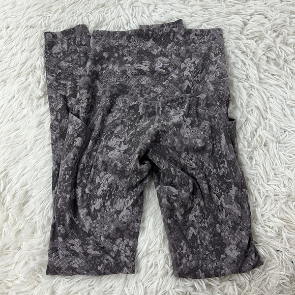 Lululemon Align High-Rise Pant with Pockets 28" Hideaway Camo Lunar Rock Multi - Picture 4 of 5